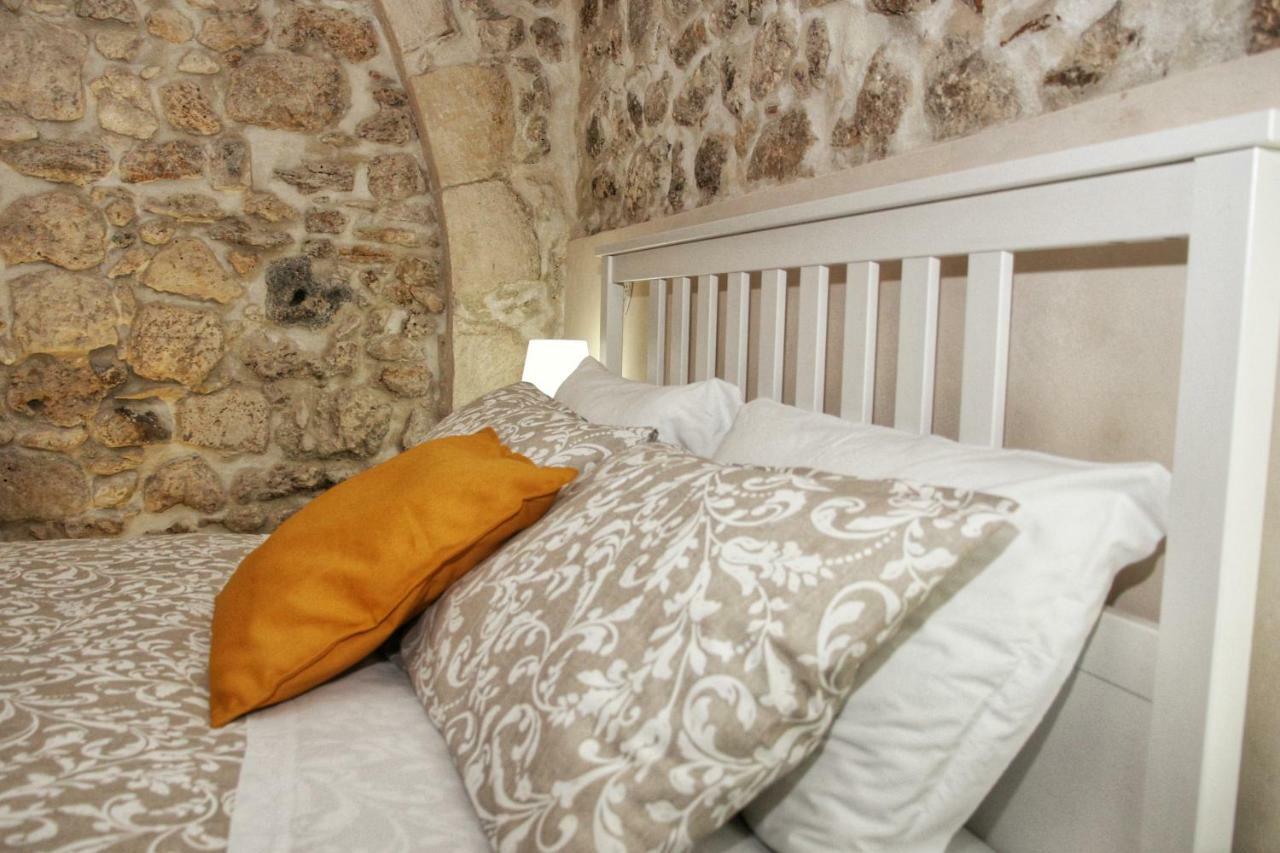 Essentia Rooms- Ortigia Holidays Συρακούσες Εξωτερικό φωτογραφία